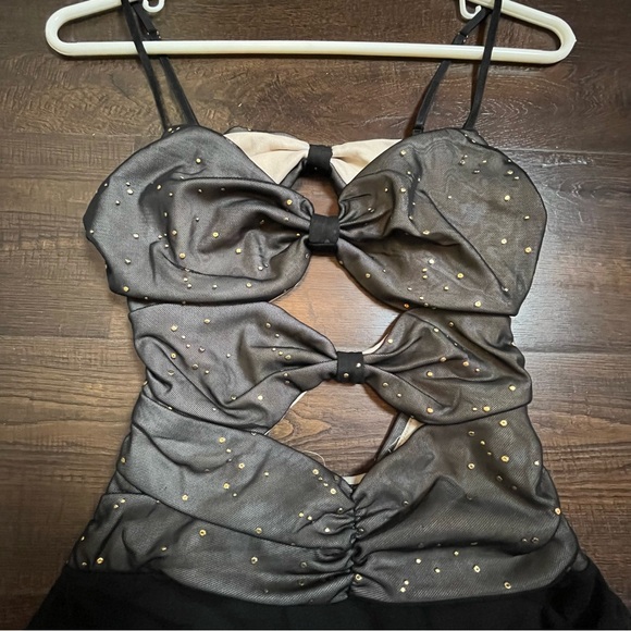 Black body suit cutouts bow ruching Lulus small gold flecks - Picture 7 of 7